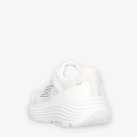 Sneakers bianche dalla tomaia in mesh ingegnerizzata con sovrapposizioni sintetiche, soletta Skechers Air-Cooled Goga Mat™, schiuma ammortizzante Skechers Soft Stride™ e un'ammortizzazione dell'intersuola ULTRA LIGHT leggera e reattiva.